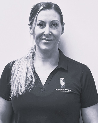 NIka-new-profile-pic-bw-cool